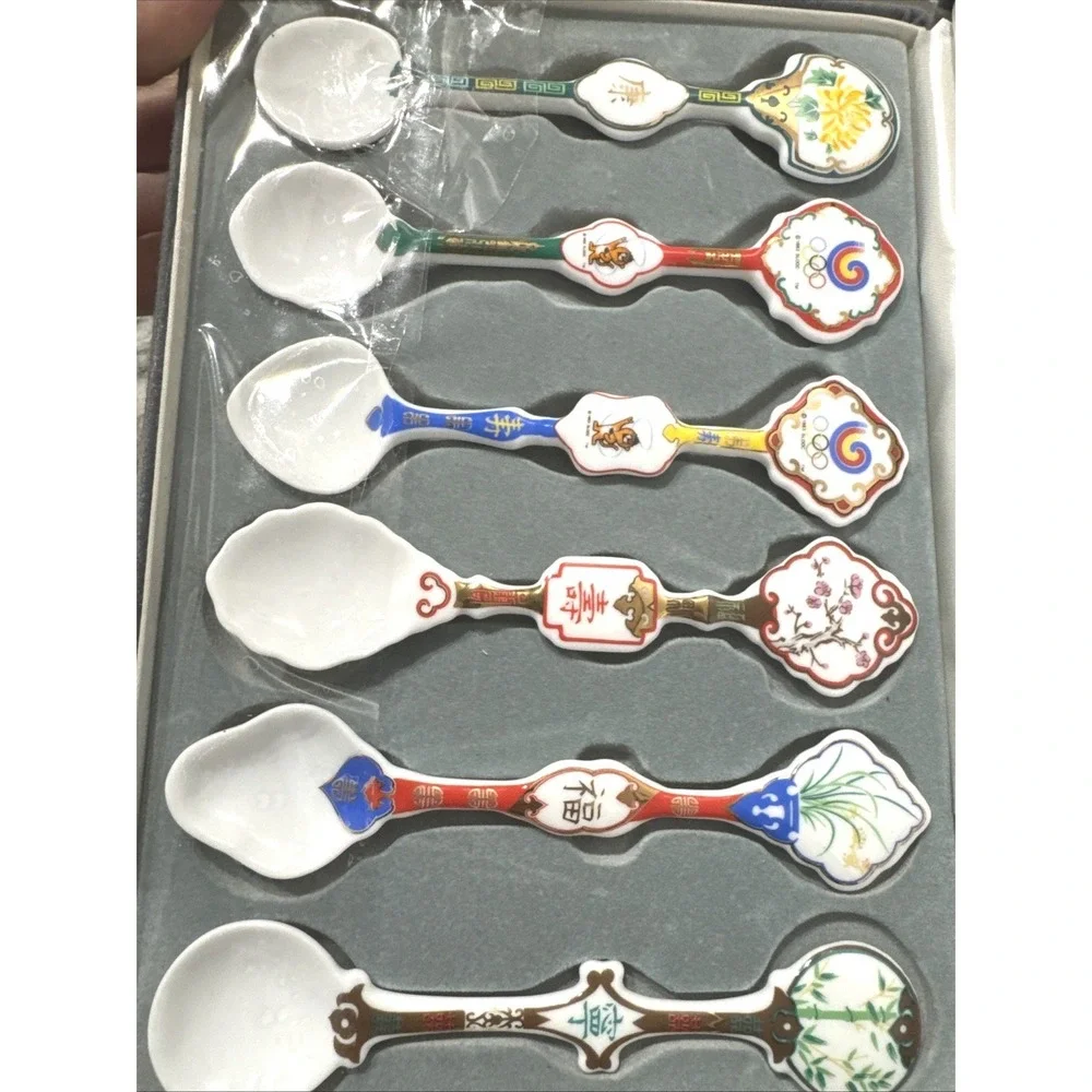 1988 Olympics Jung-Won Vintage SLOOC DAEWOOD Spoon Set 6 PC White Ceramic (5781)